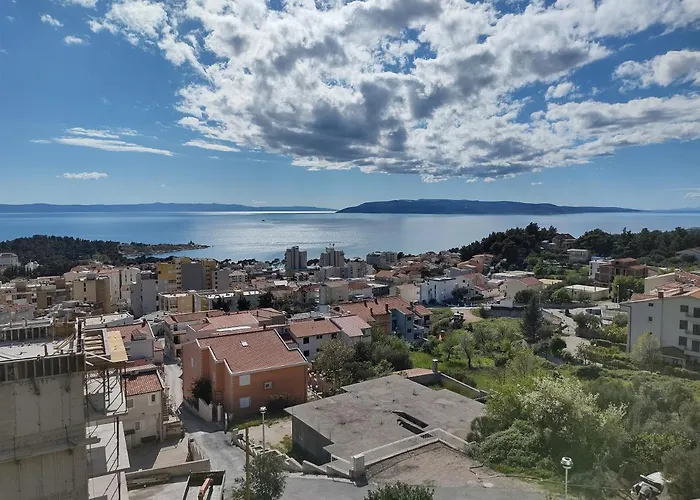 Family Marton Daire *