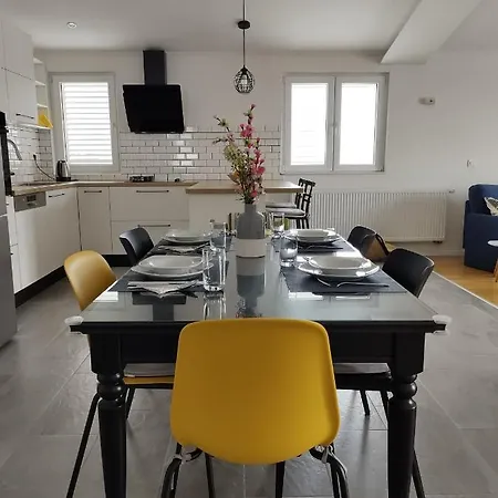 Apartment Family Marton *