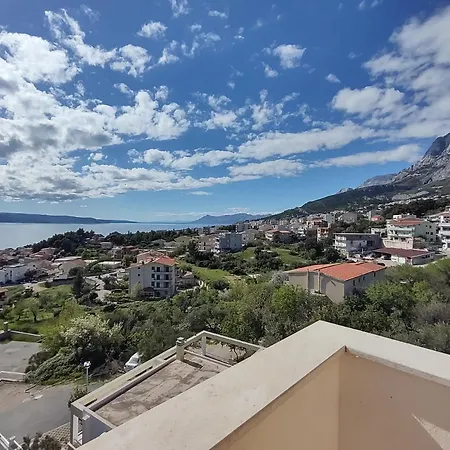 Apartment Family Marton Makarska